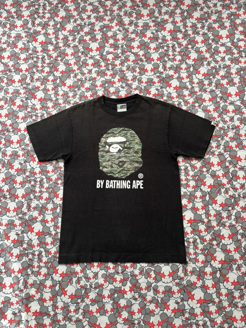 03' Bape Woodland Camo Apehead Tee