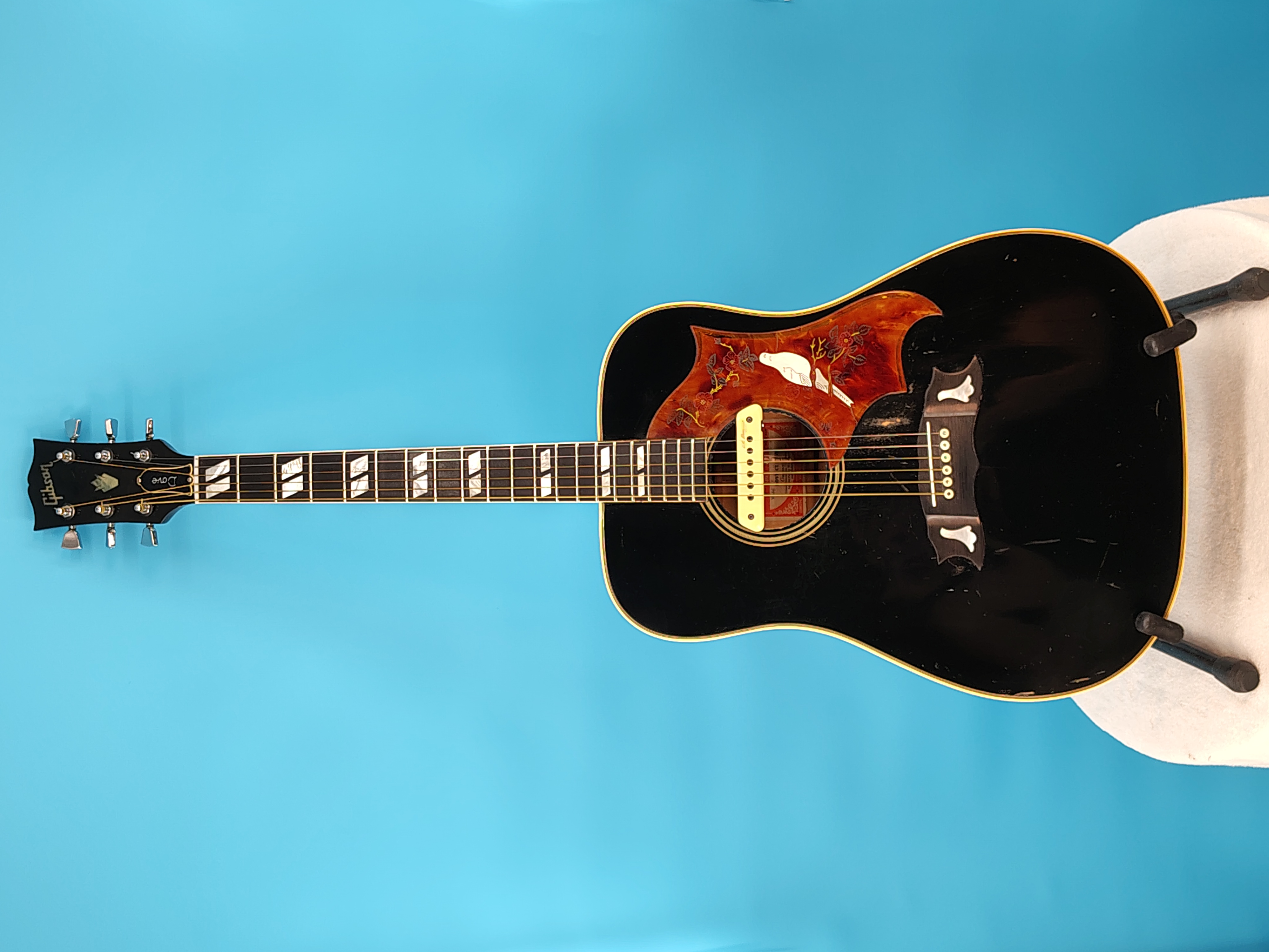 Gibson Dove Custom Acoustic Ebony (RARE) 1970's