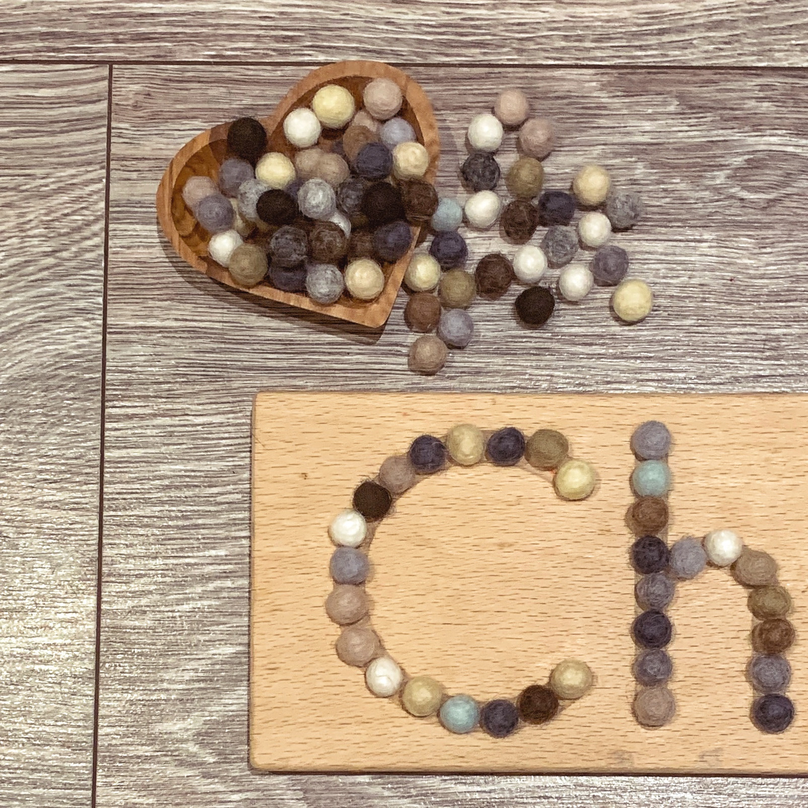 1cm mini felt balls