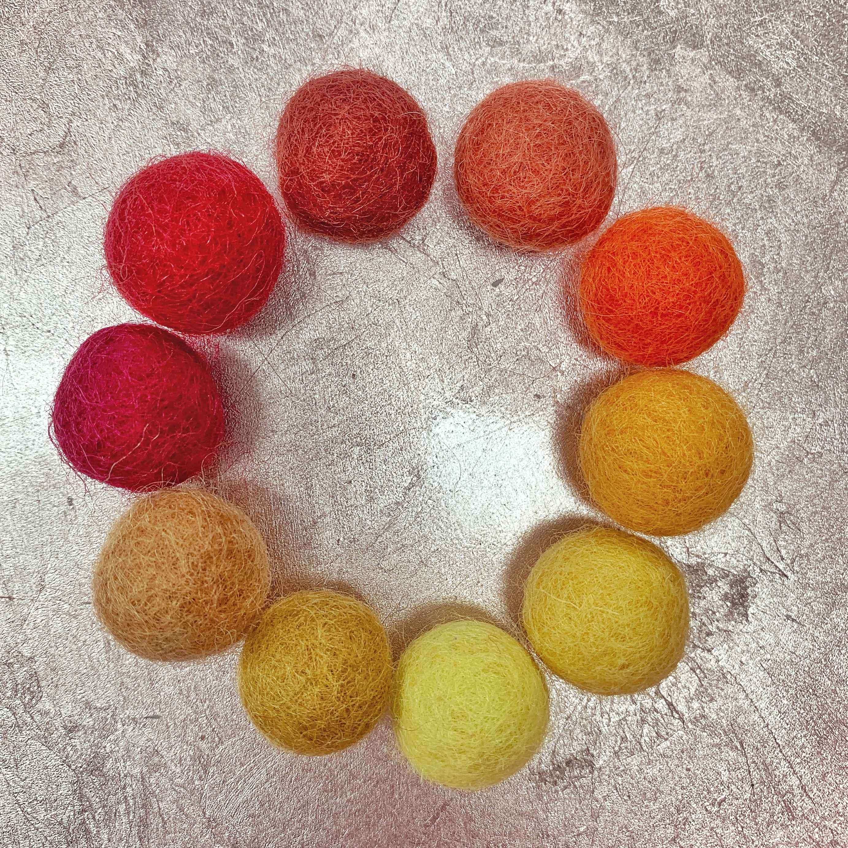 2cm felt balls