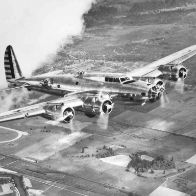 B-17 Bomber - Uncle Willie (78" Wingspan)