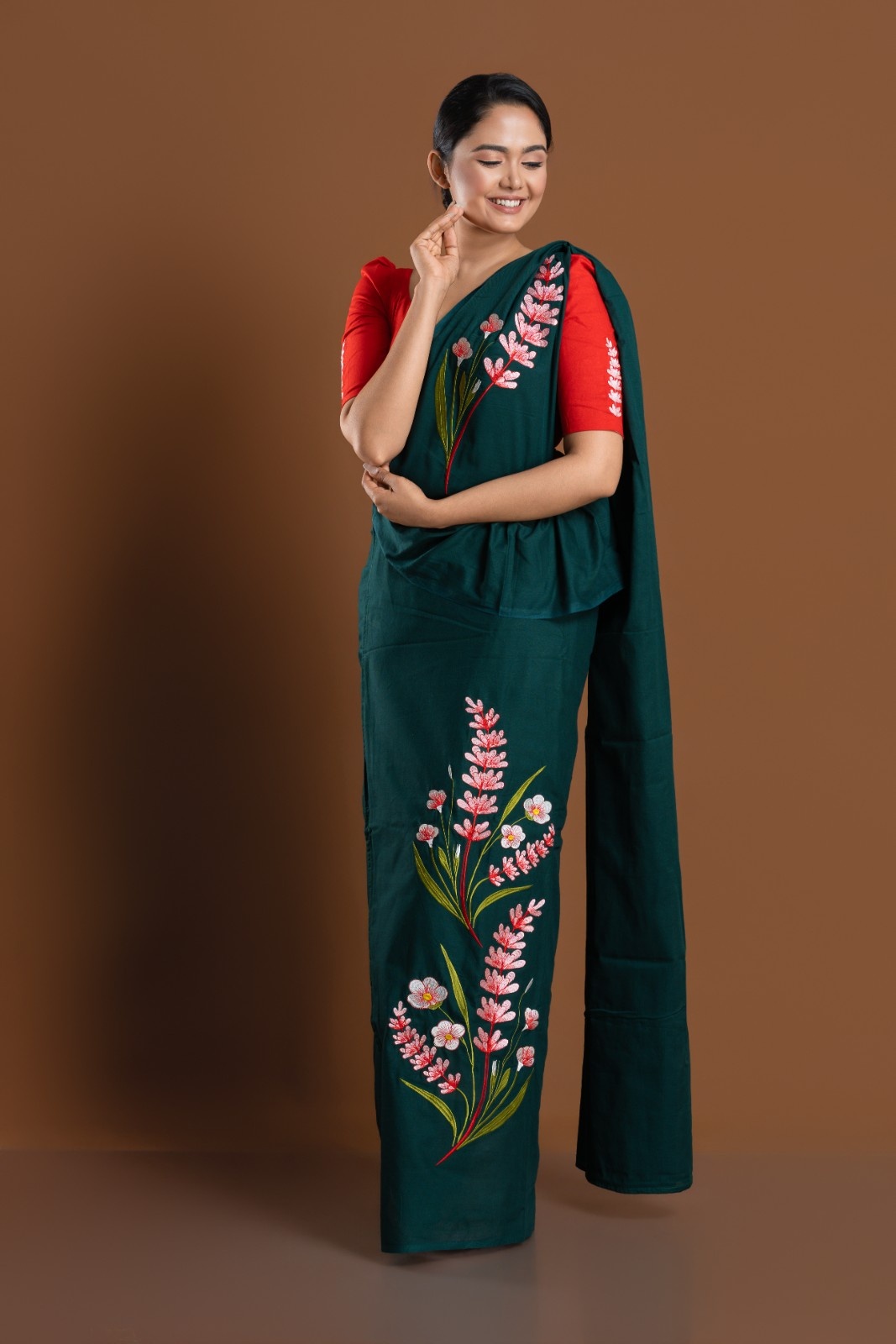 Elegant Sri Lankan Embroidery Saree