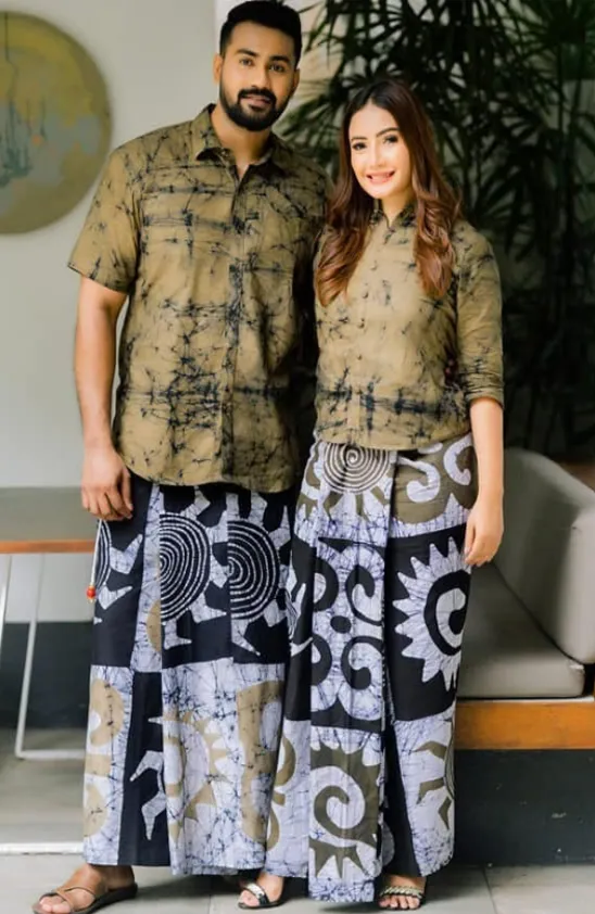 Batik Lungi and Blouse Kit