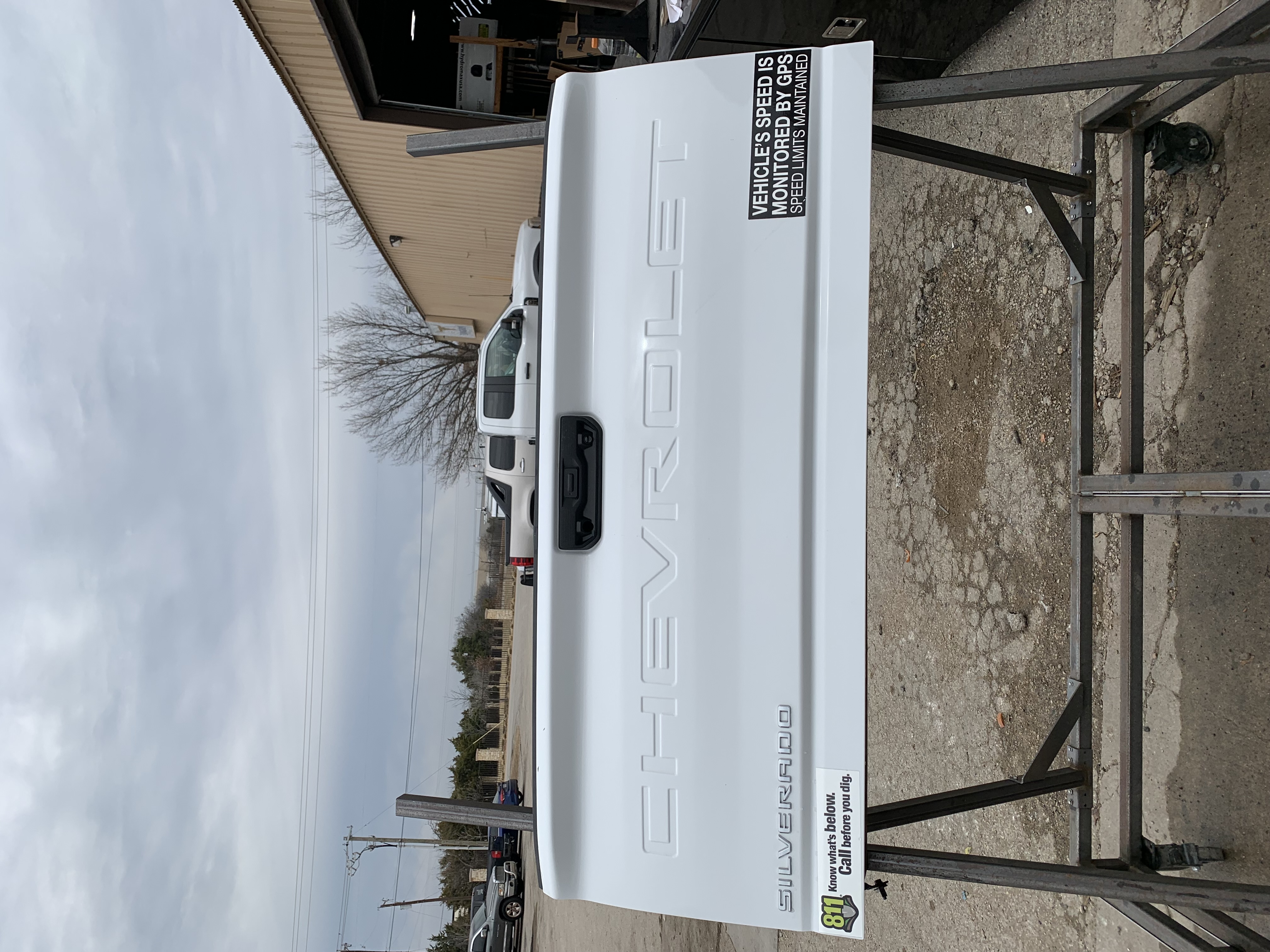 TGATE-98 2020-2025 CHEVROLET2500-3500 TAILGATE