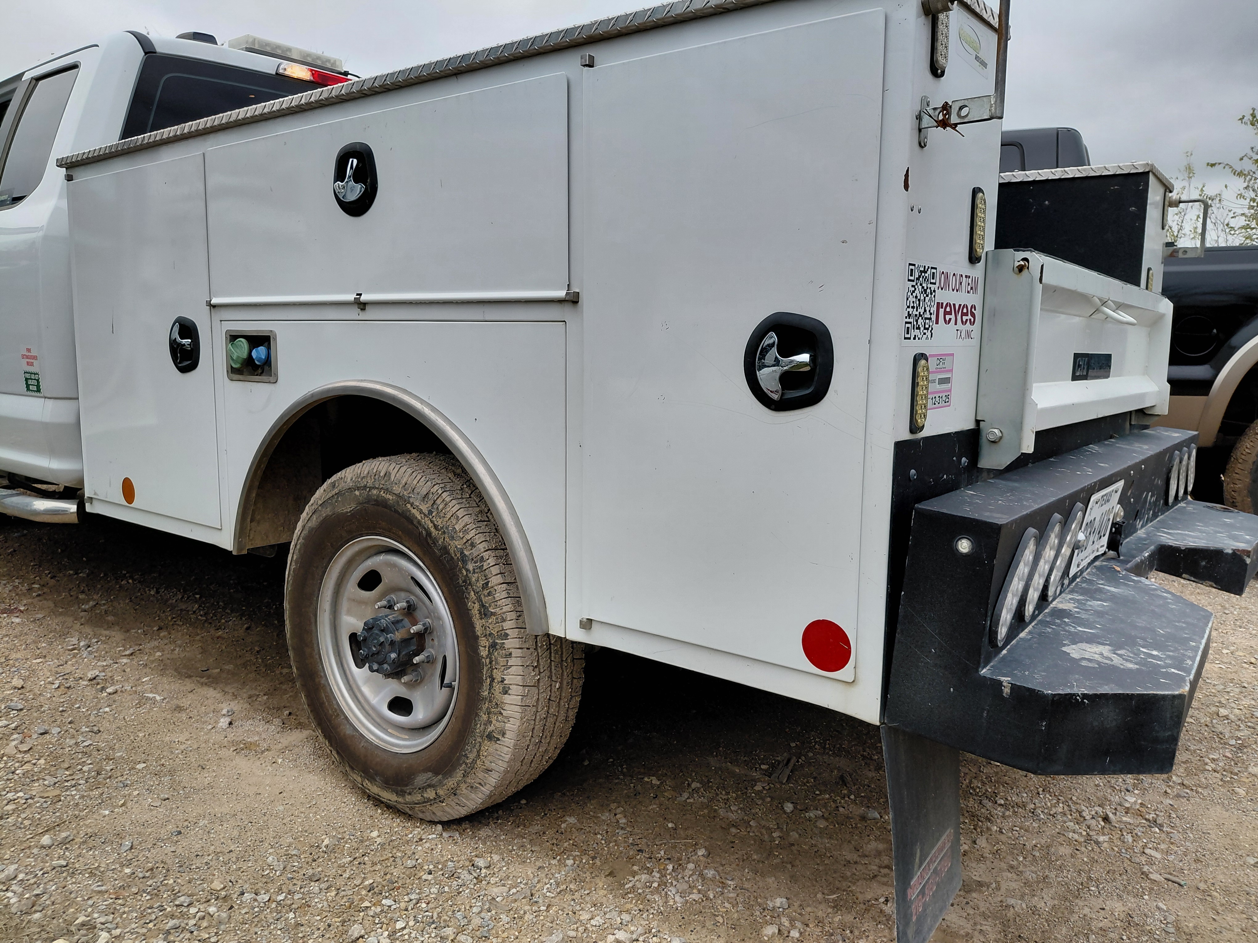 8FT CM SW ALUMINUM SERVICE Body UTIL-40
