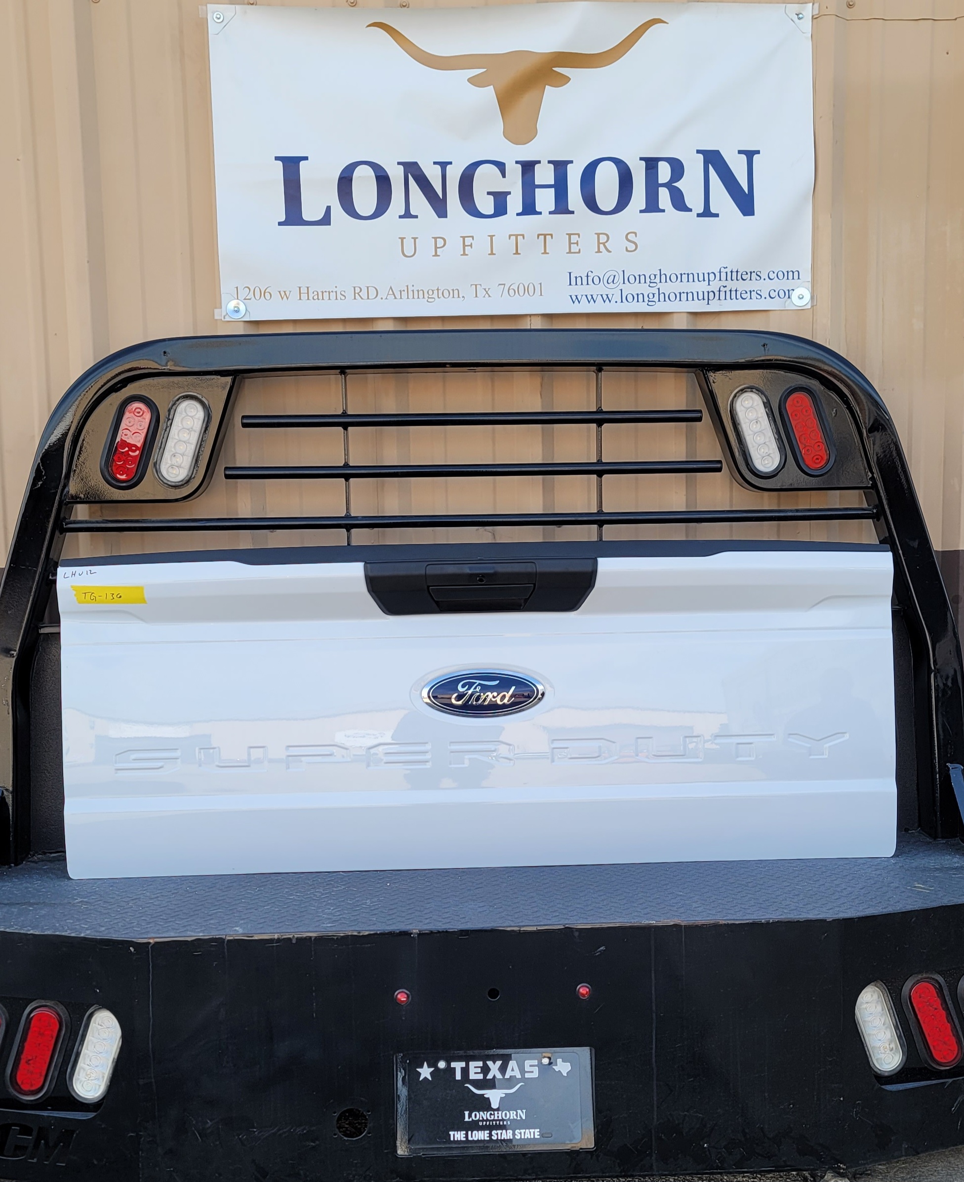 2023–2025 Ford Super Duty F-250 / F-350 / F-450 OEM White Tailgate-136