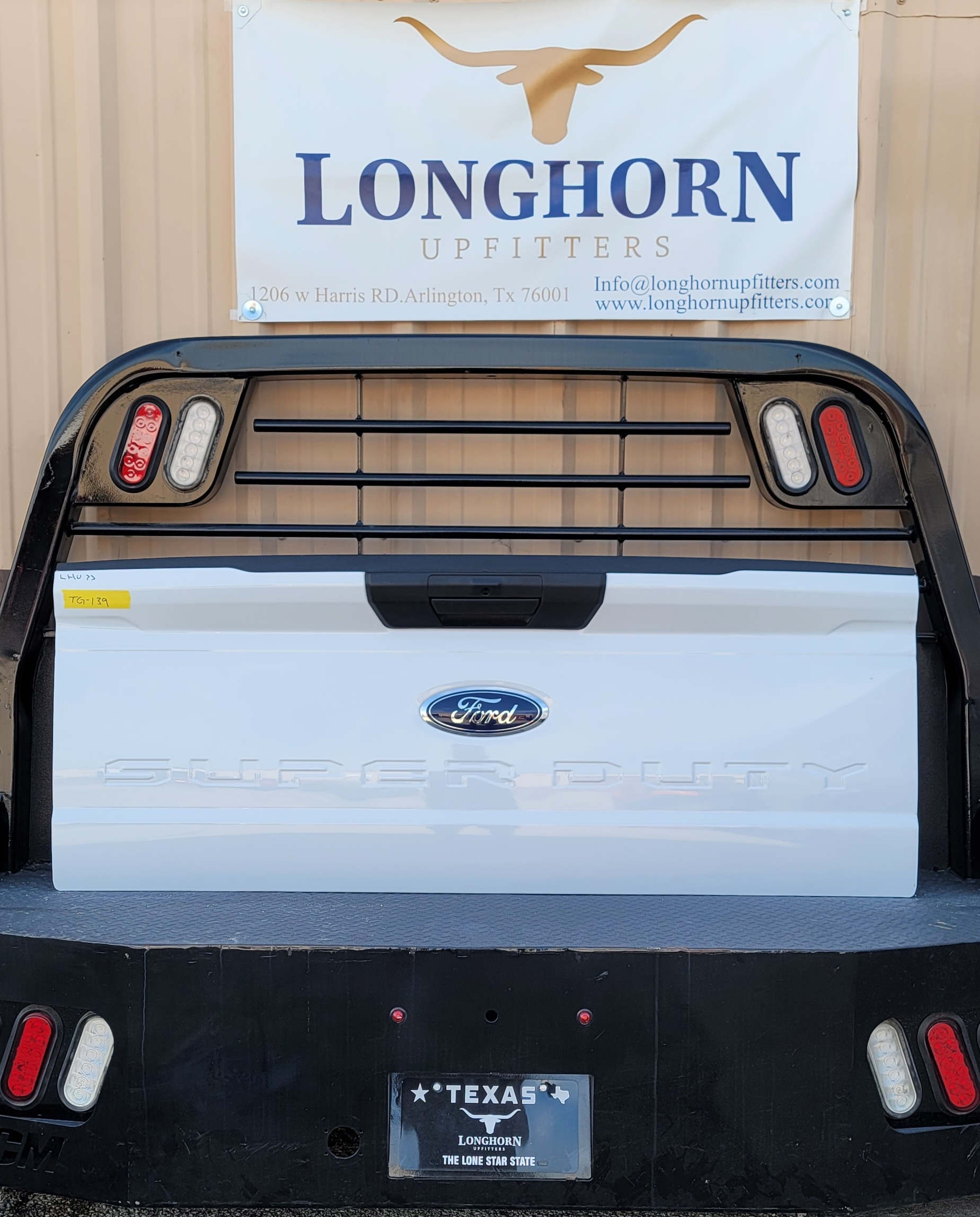 2023–2025 Ford F-250/F-350/F-450 Super Duty OEM Tailgate –139