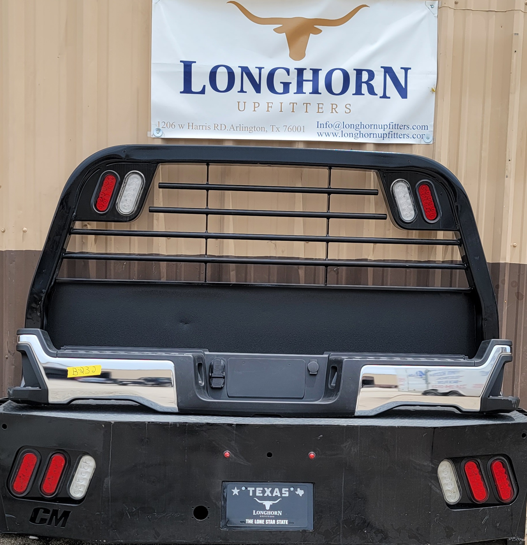 2023–2025 Ford Super Duty OEM Rear Step Bumper-232