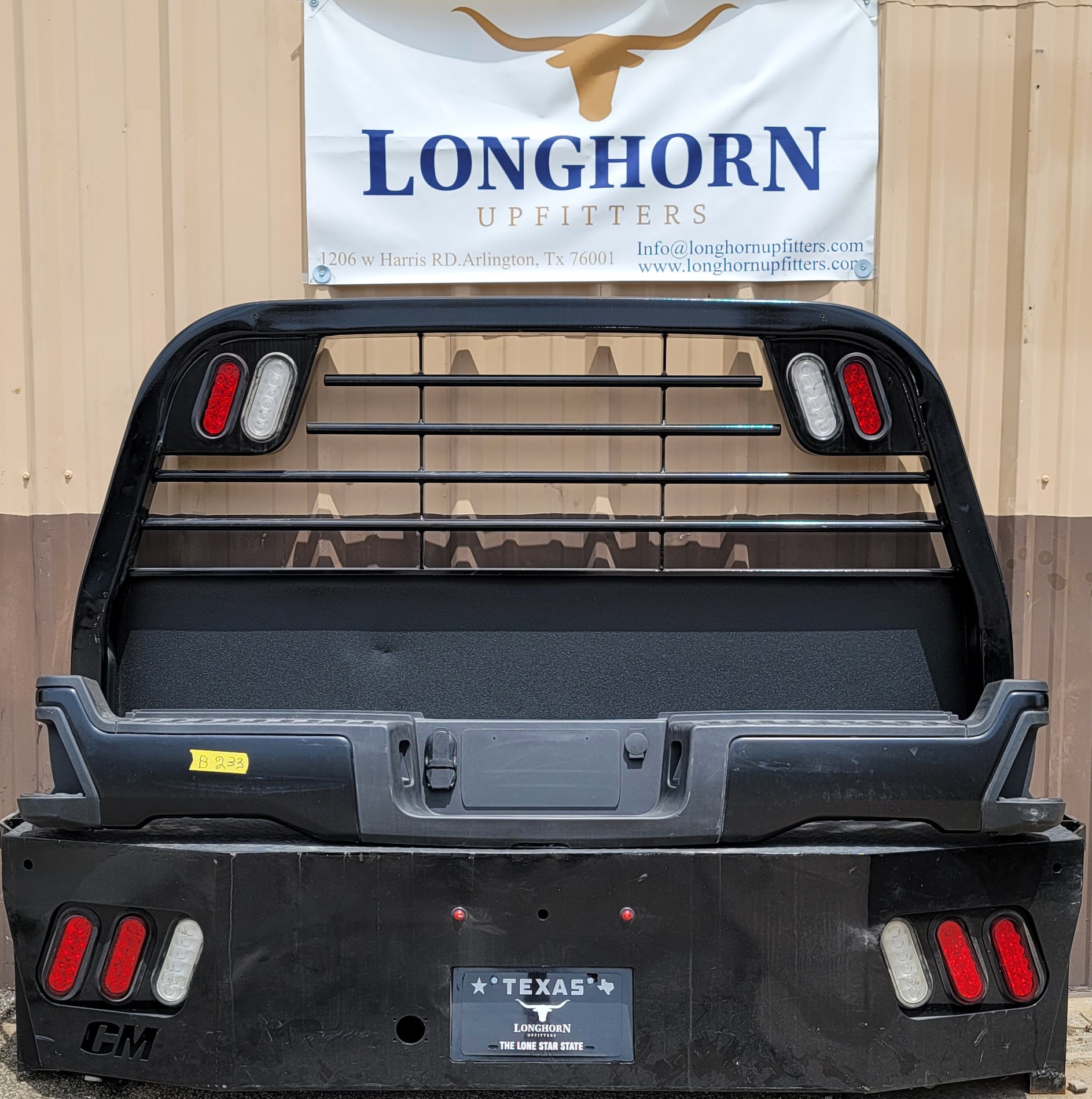 2023–2025 Ford F-250/F-350 Super Duty OEM Rear Step Bumper-233