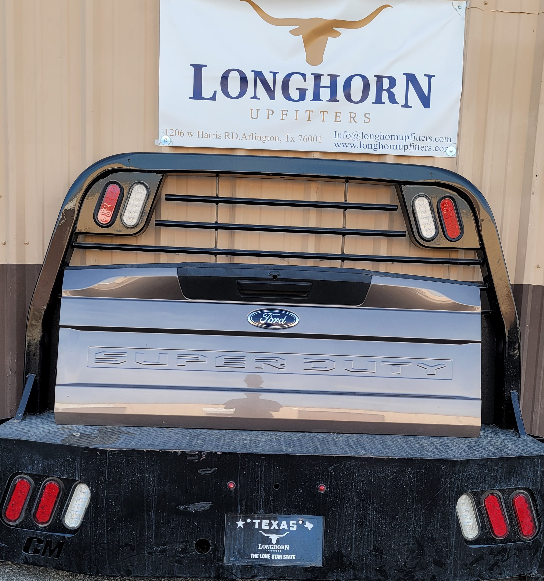 2011–2016 Ford F-250/F-350 Super Duty Silver Tailgate-169