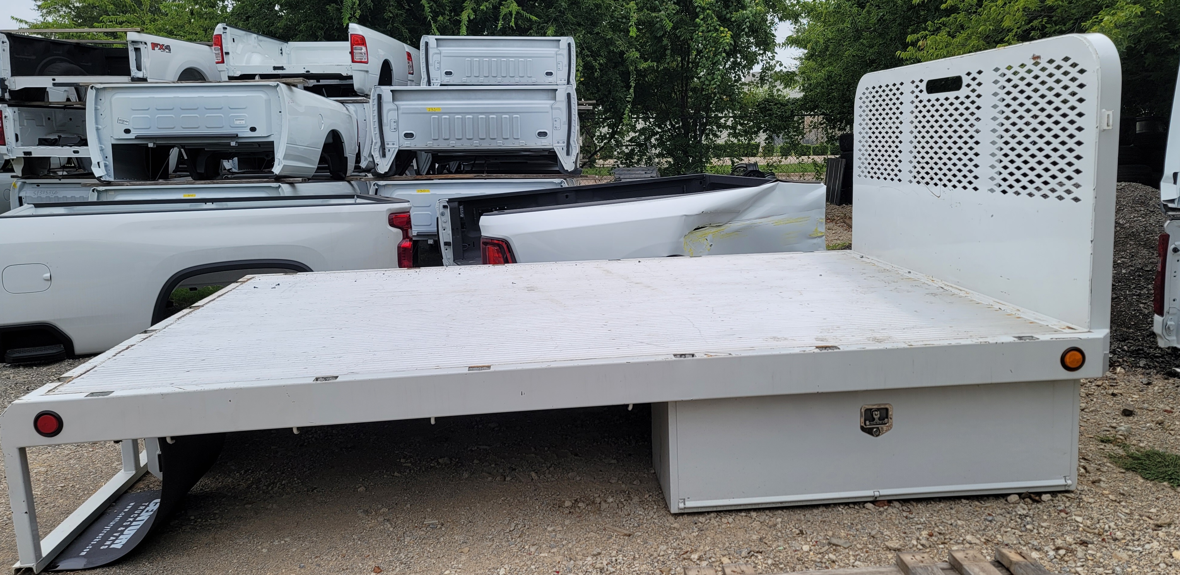 Scelzi Aluminum Flatbed L-12' x W- 8' DRW- 73