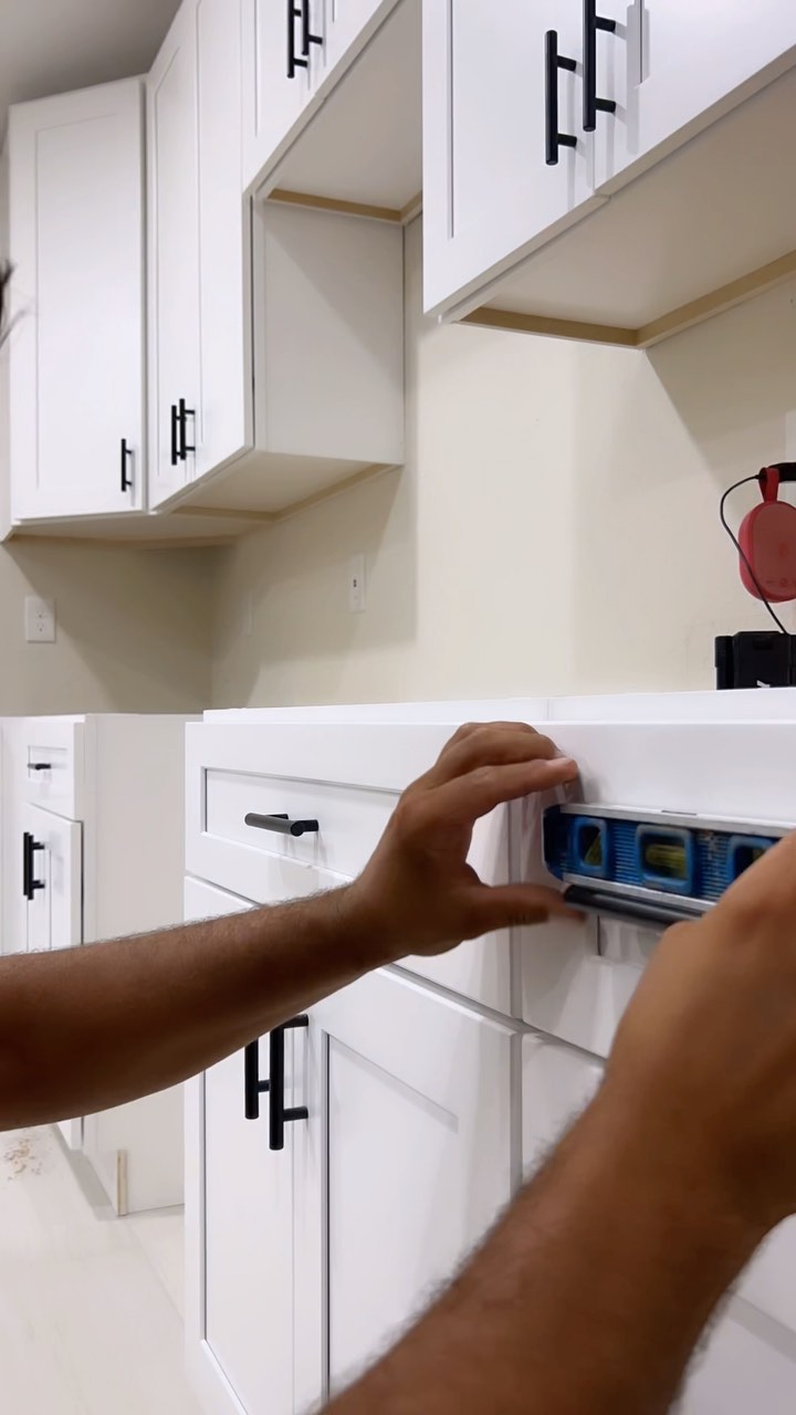 Kitchen cabinet installation level check Peoria AZ