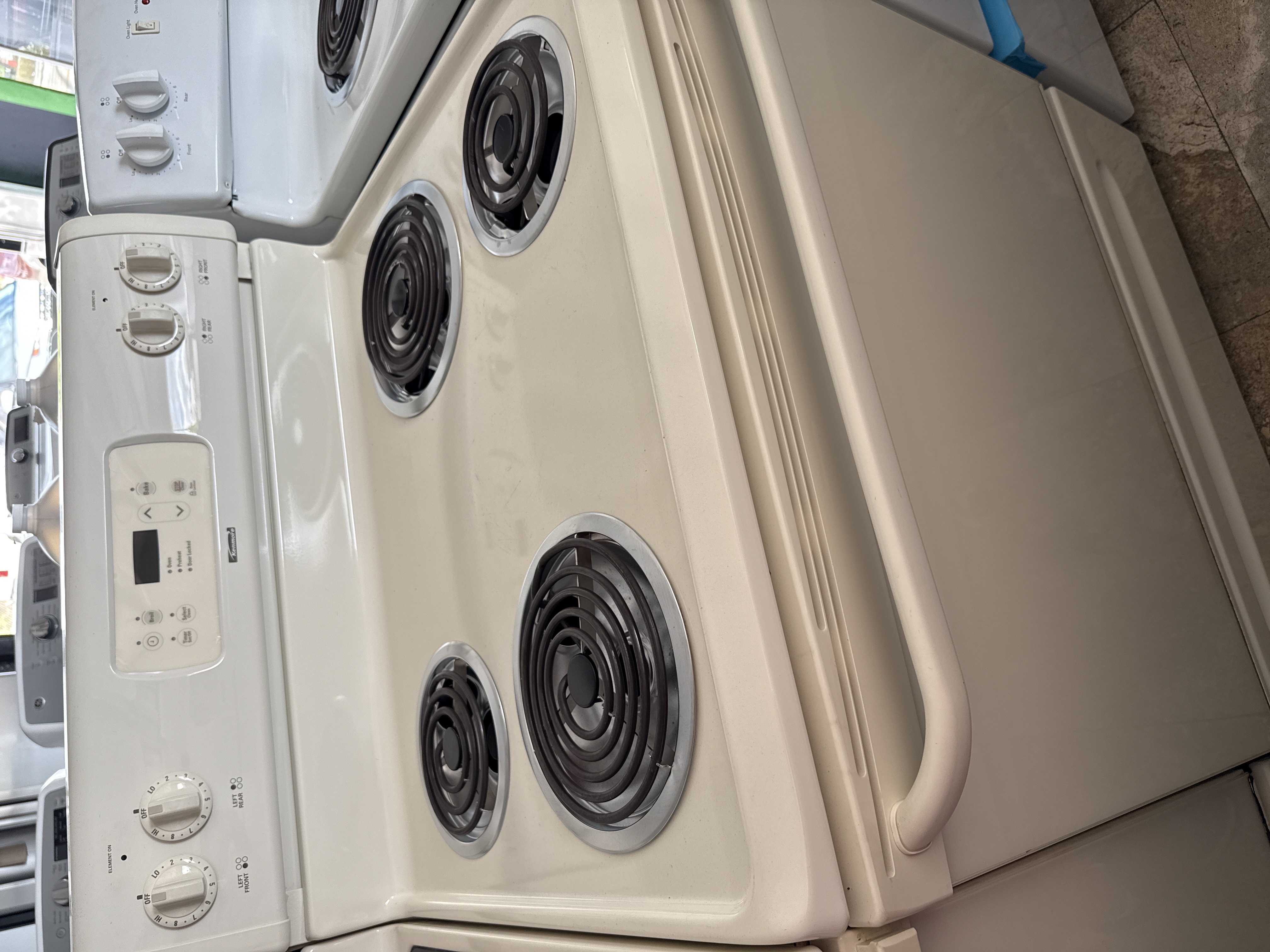 ecommerce.upsell.product_image_alt