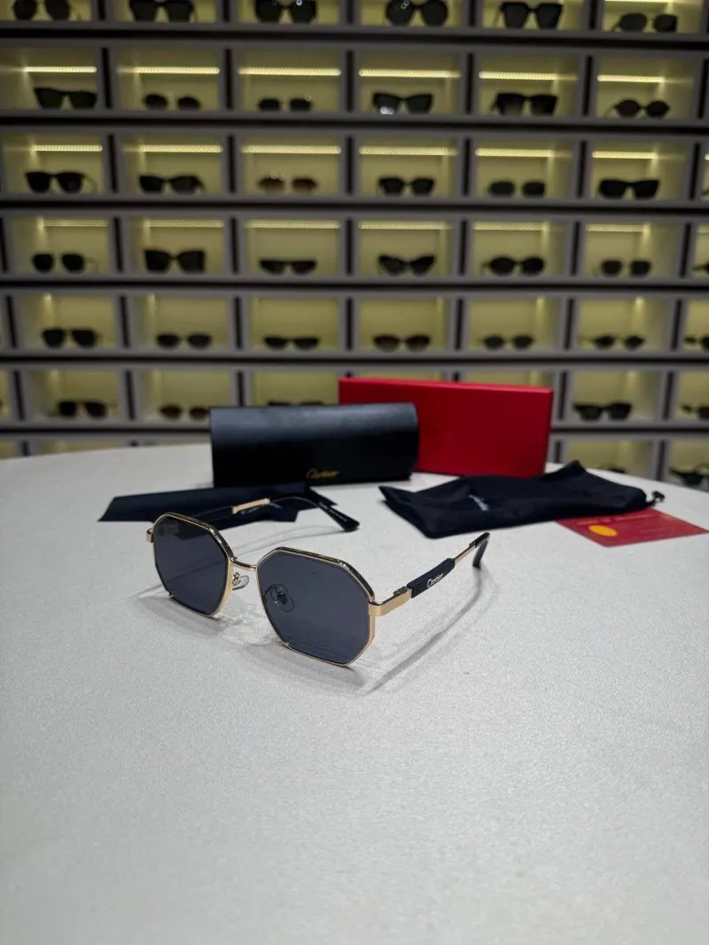 ecommerce.upsell.product_image_alt