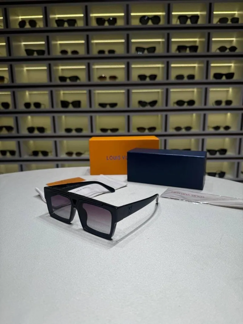 ecommerce.upsell.product_image_alt