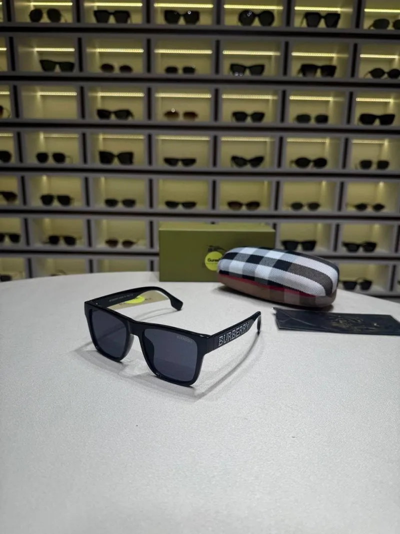 ecommerce.upsell.product_image_alt