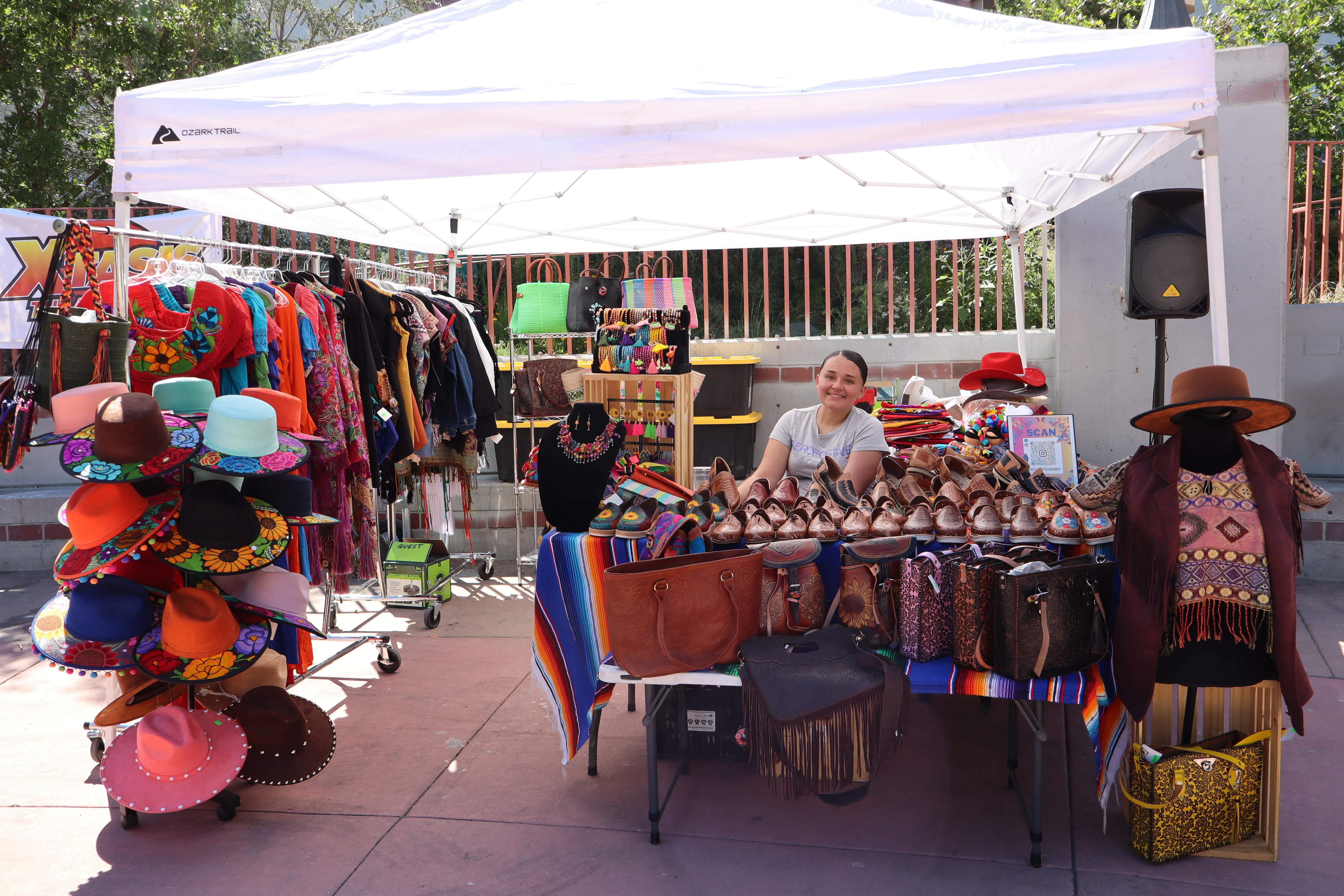 ecommerce.upsell.product_image_alt