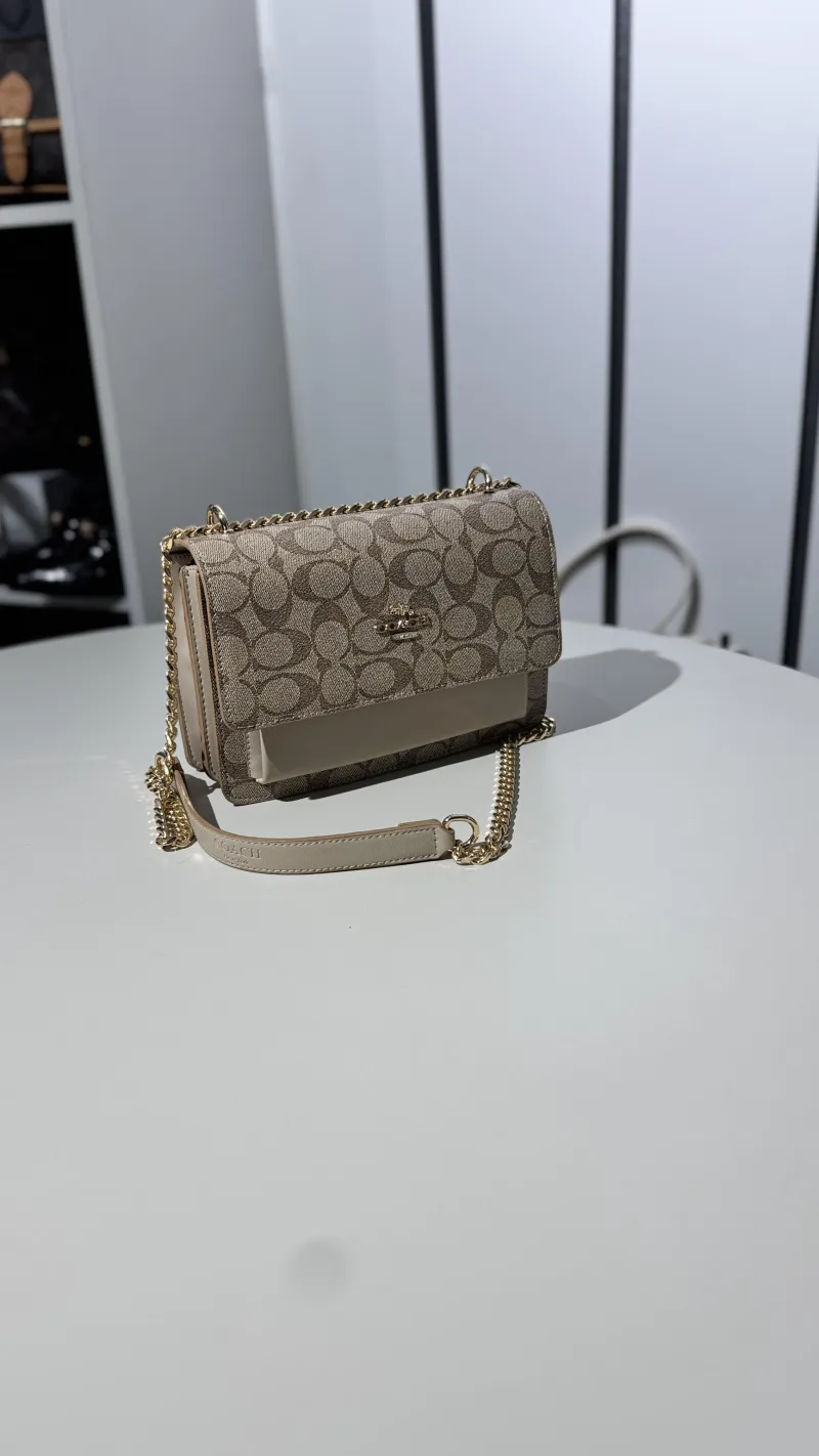 ecommerce.upsell.product_image_alt