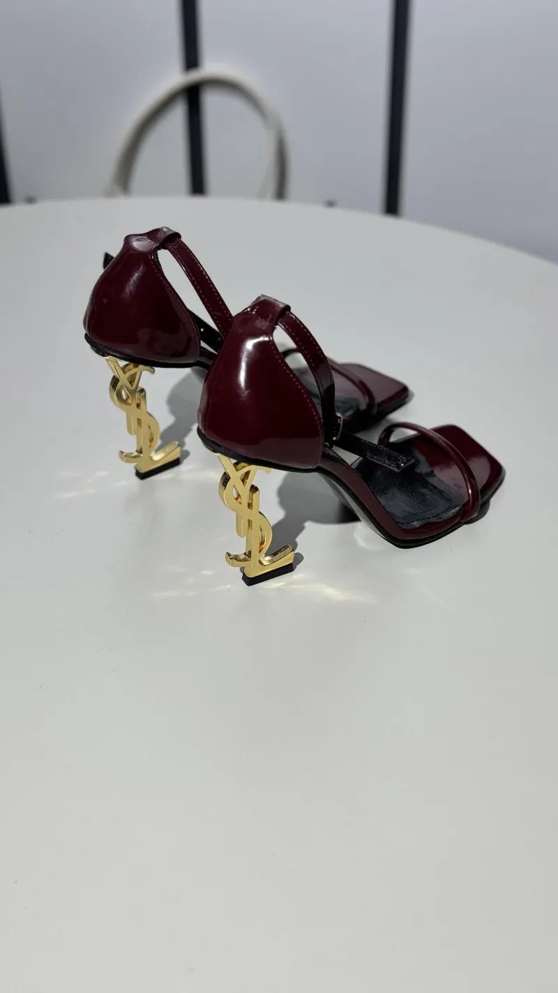 ecommerce.upsell.product_image_alt