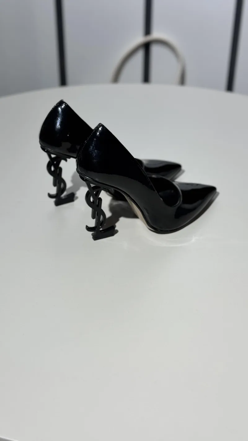 ecommerce.upsell.product_image_alt