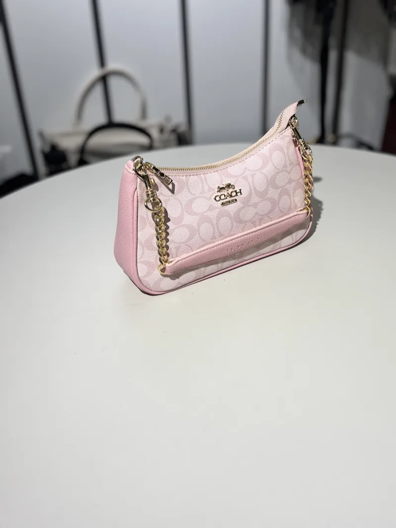 Teri coach bag baby pink 