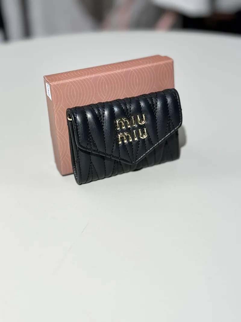 ecommerce.upsell.product_image_alt