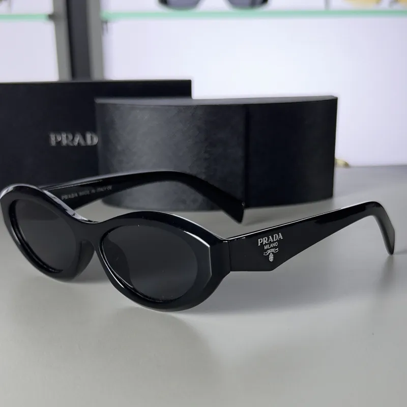 Prada Sunglasses Oval Lenses 