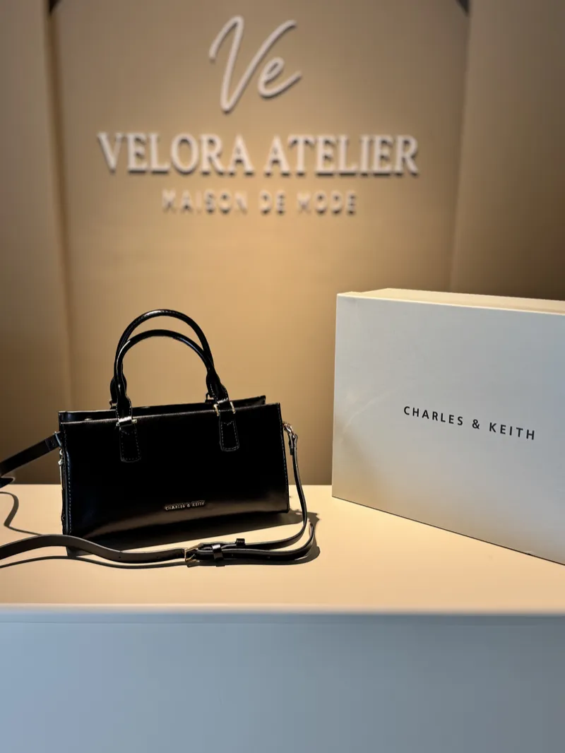 Charles & Keith Mini Kerry Super Master with Package (Black) 