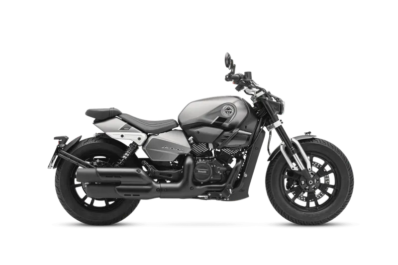 Mota Benelli Leoncino Bobber 400