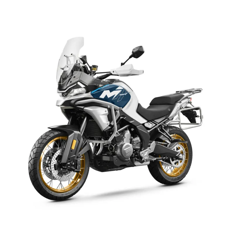 Mota CFMOTO 700MT ADV
