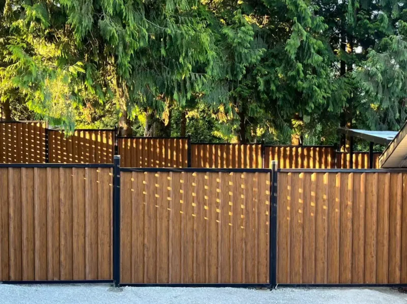 Steel Titan Series™ Fence – 6x8FT | Unassembled & Powder-Coated