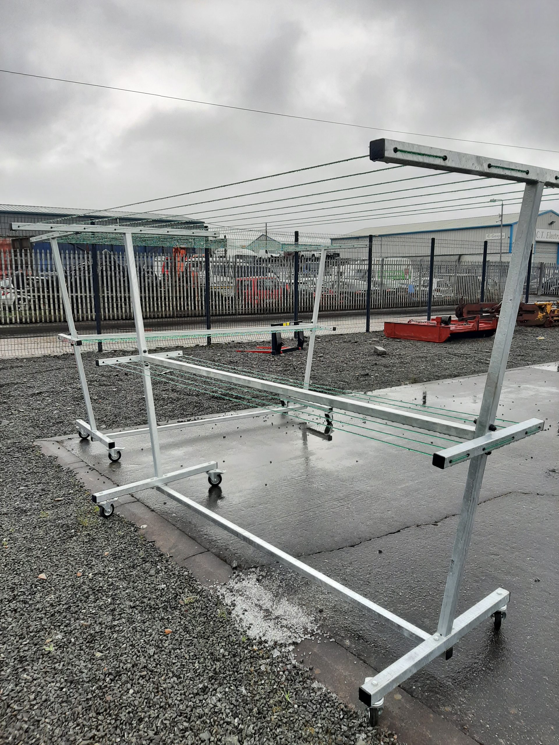 9FT MOBILE CLOTHES LINE