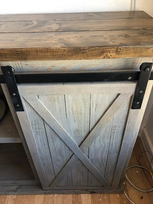 6ft Farmhouse Sliding Door Buffet
