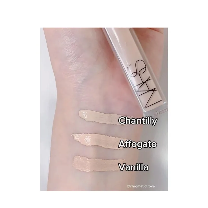 NARS  Radiant Creamy Concealer with Hydrating Medium Coverage