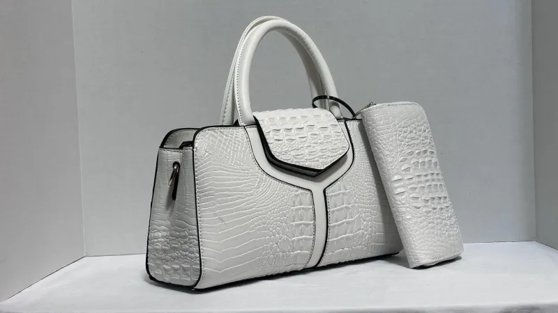 ecommerce.upsell.product_image_alt