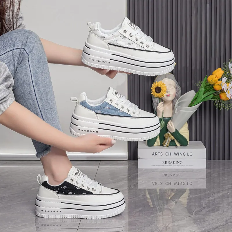 ecommerce.upsell.product_image_alt