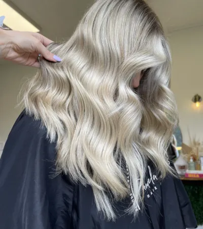 Blonde Me
