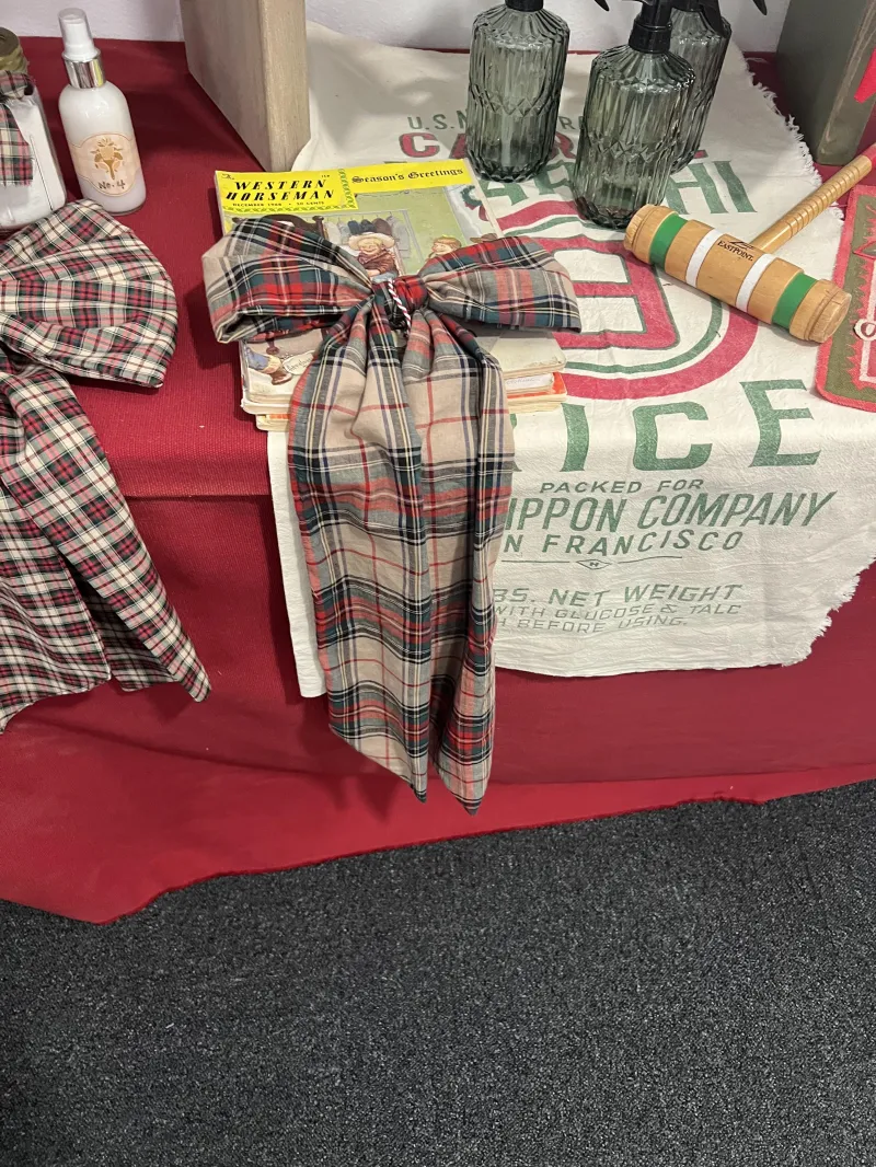 ecommerce.upsell.product_image_alt