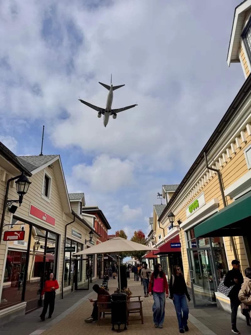 ecommerce.upsell.product_image_alt