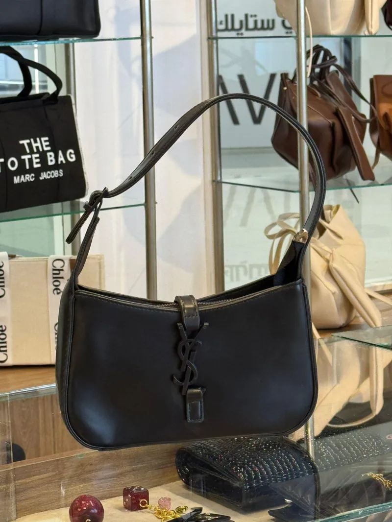 ecommerce.upsell.product_image_alt