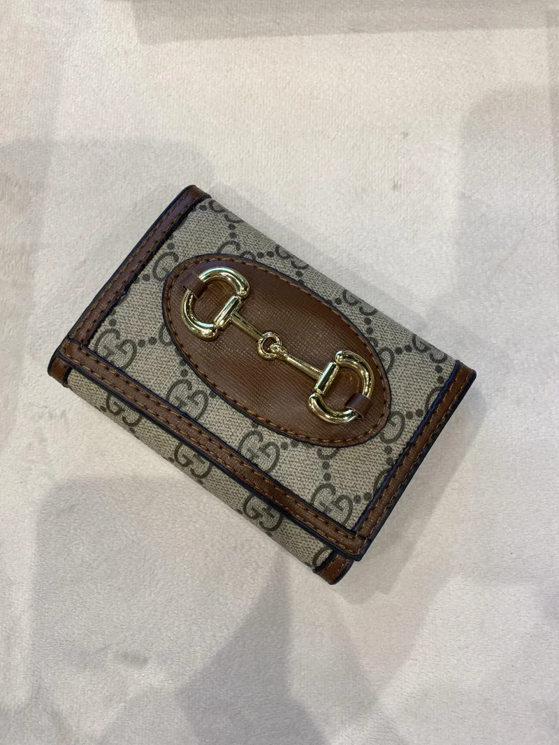 ecommerce.upsell.product_image_alt