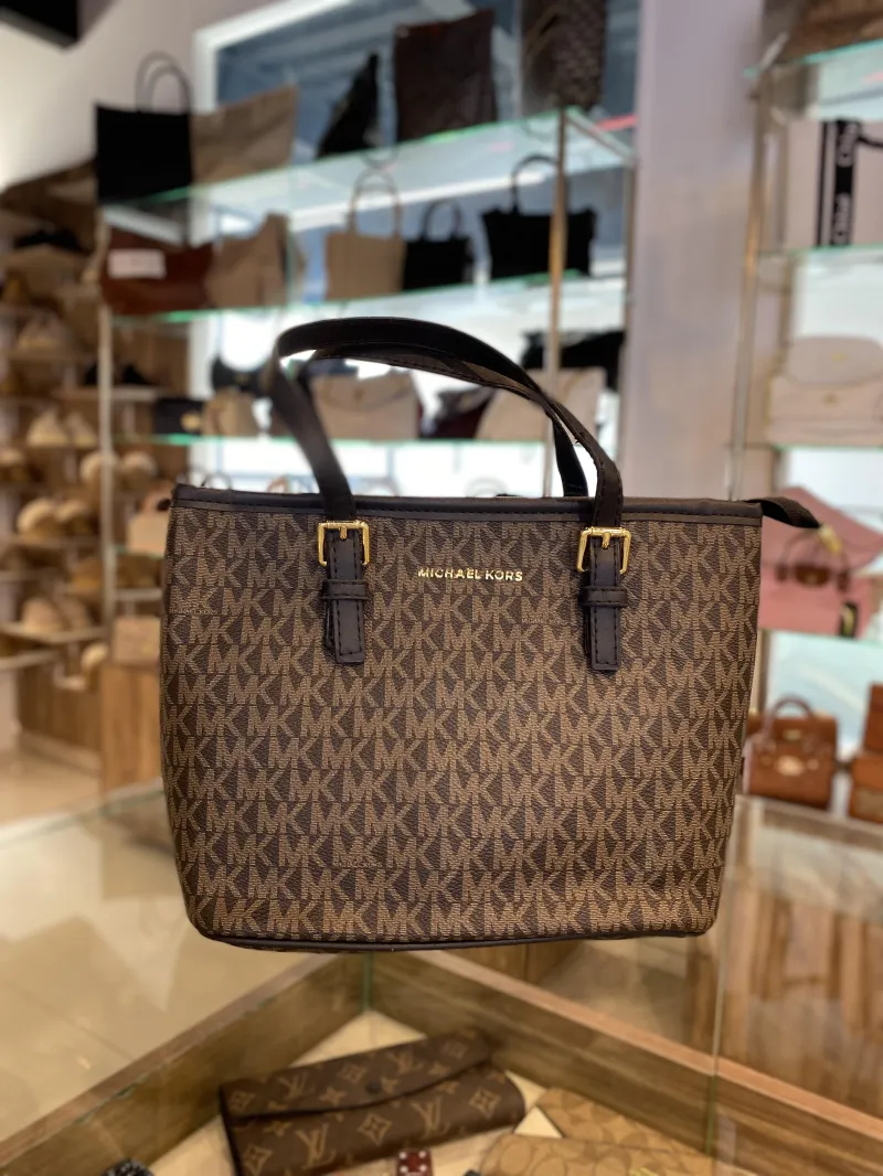 ecommerce.upsell.product_image_alt