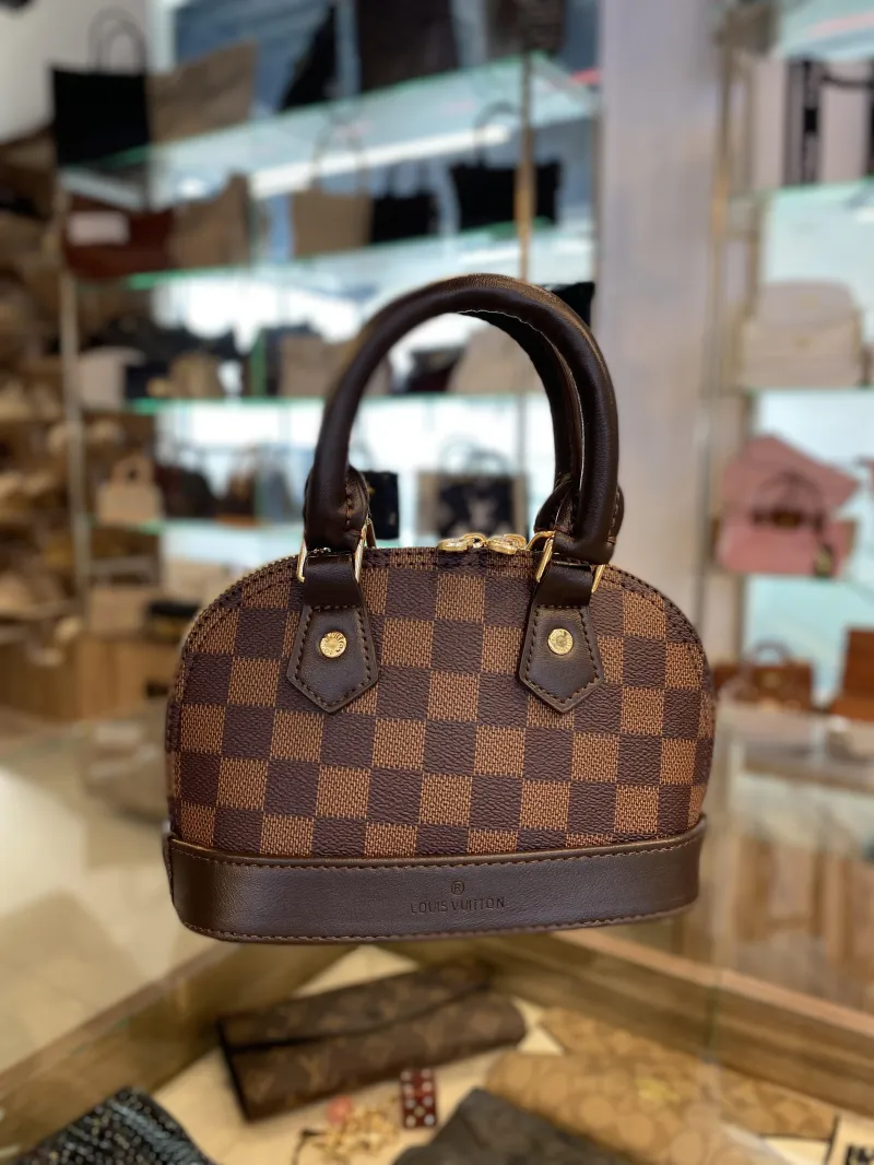 ecommerce.upsell.product_image_alt