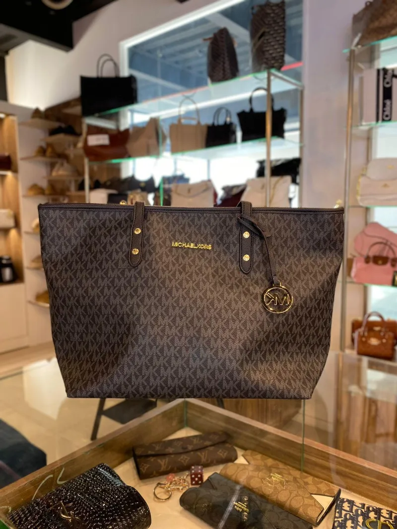 ecommerce.upsell.product_image_alt