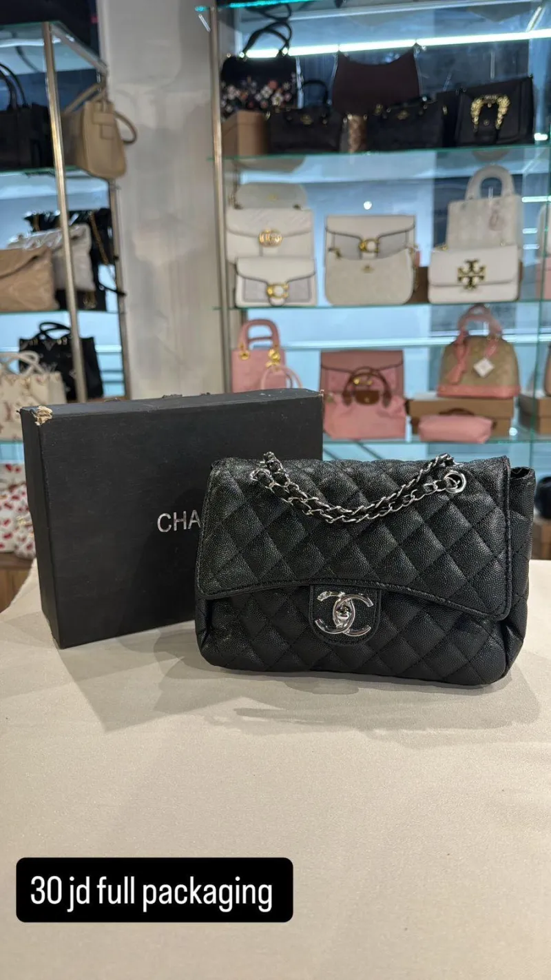 ecommerce.upsell.product_image_alt