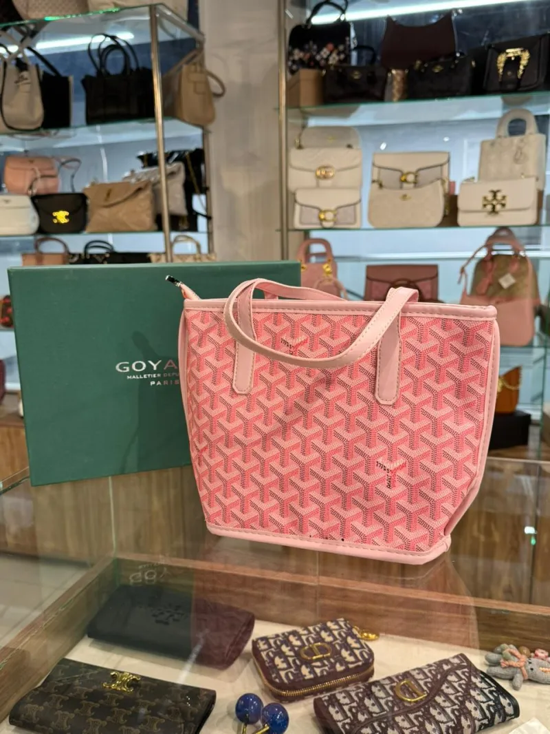 ecommerce.upsell.product_image_alt