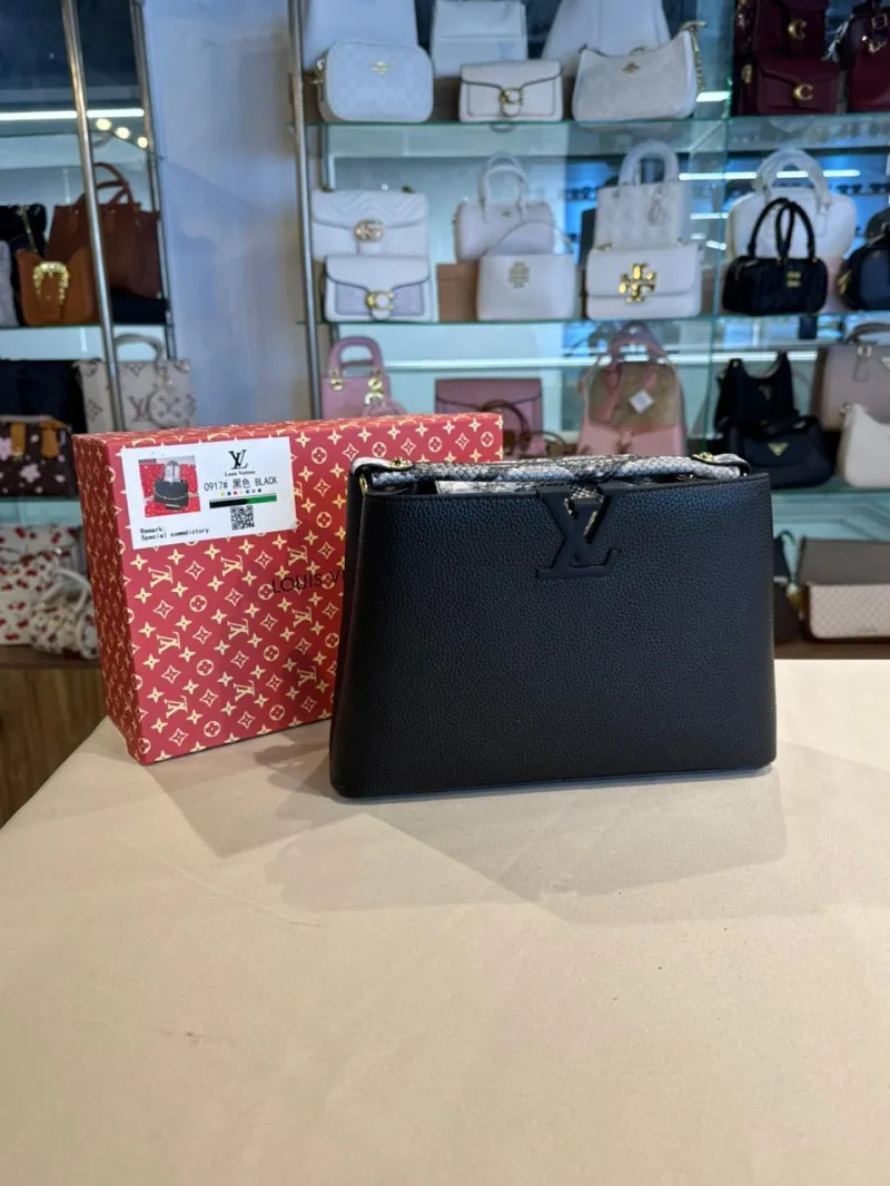 ecommerce.upsell.product_image_alt