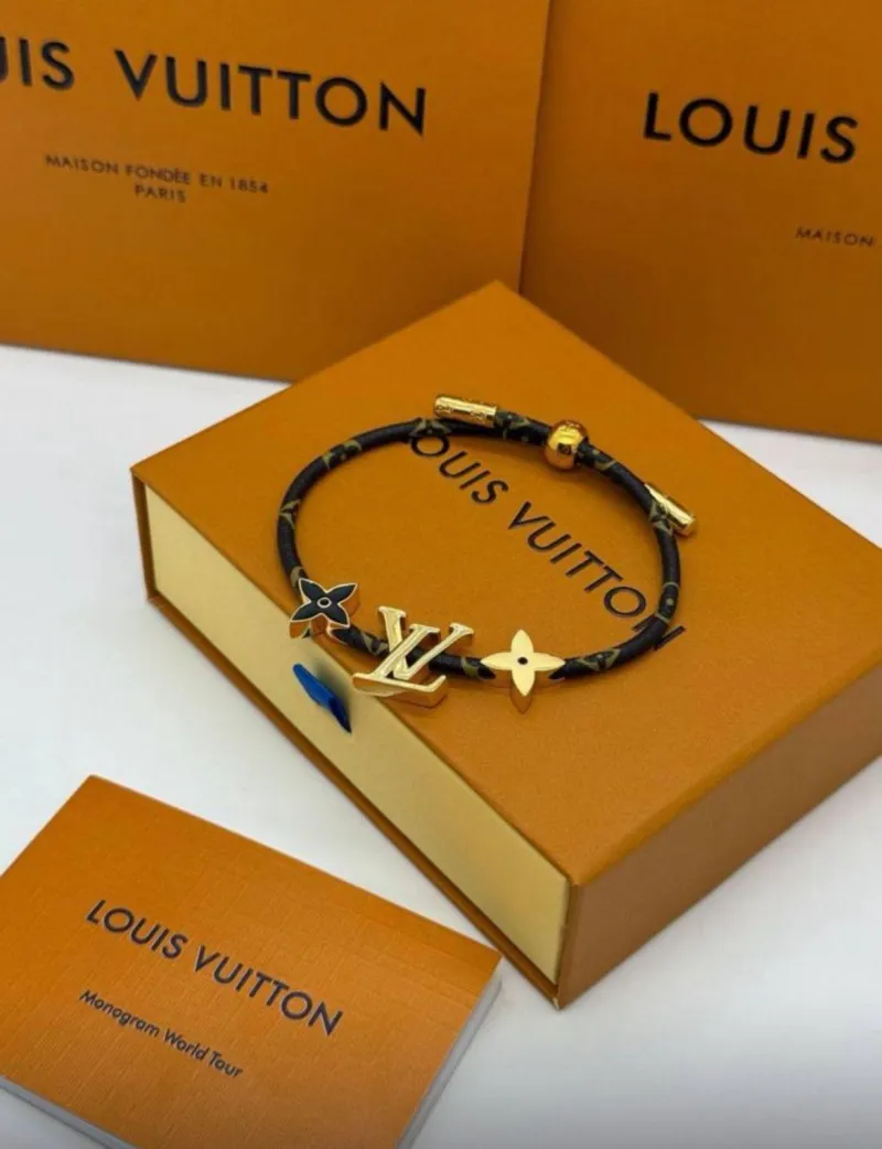 ecommerce.upsell.product_image_alt