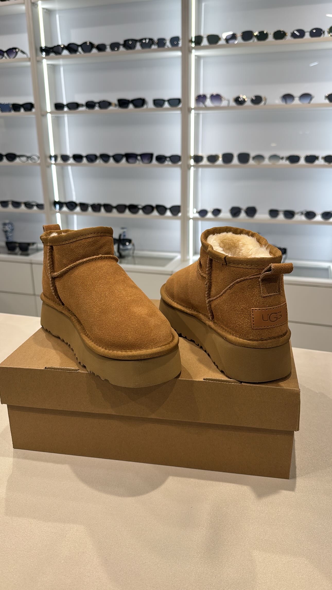 ecommerce.upsell.product_image_alt