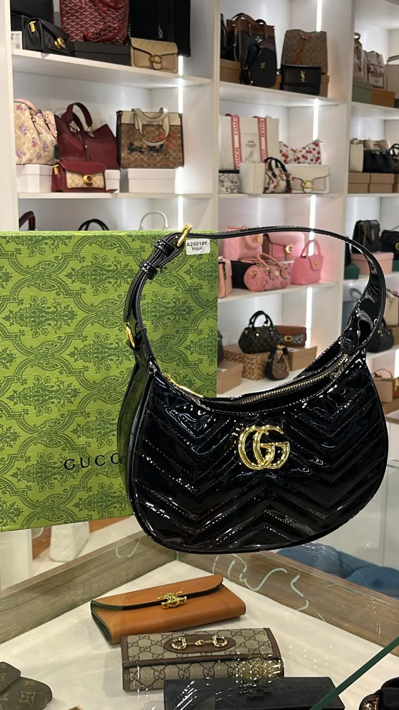 ecommerce.upsell.product_image_alt